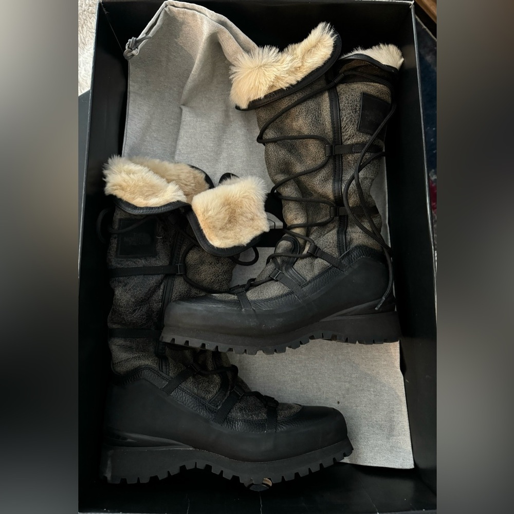 North Face Tall Cryos Boots, size 9